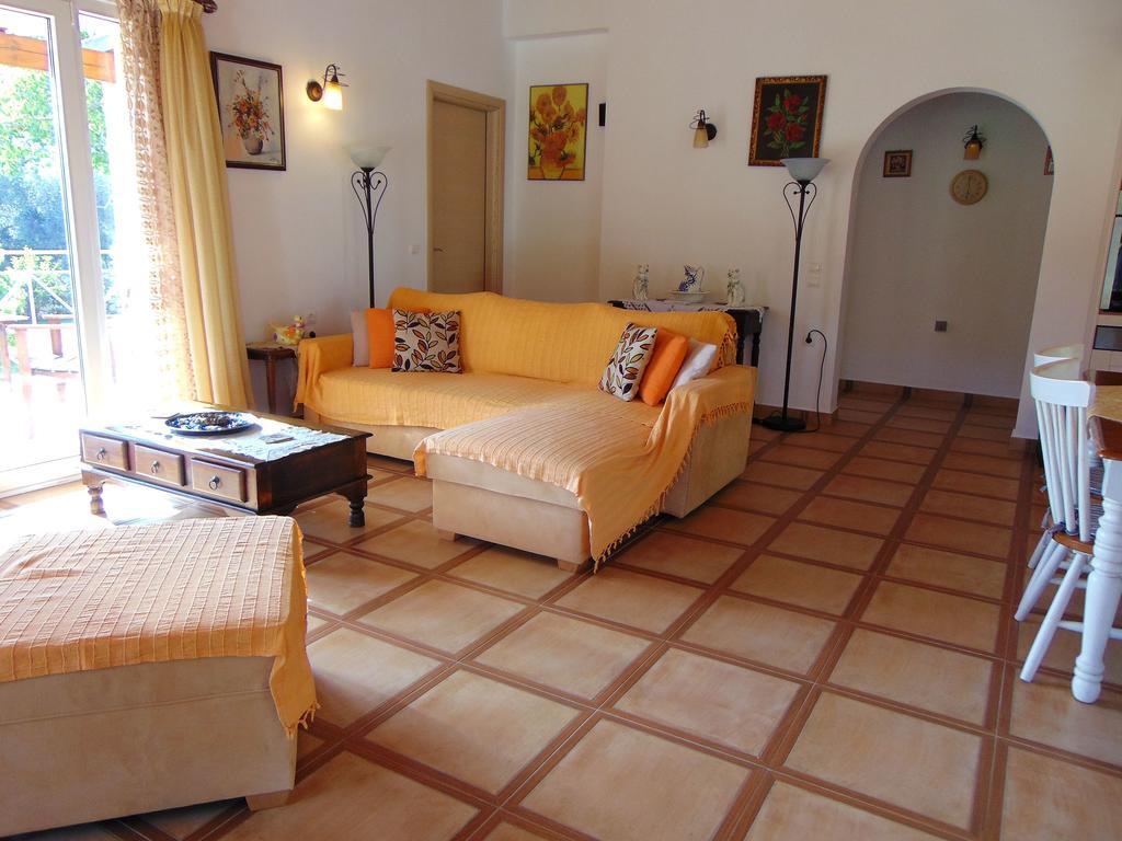 Villa Grecia Liapades Exterior photo